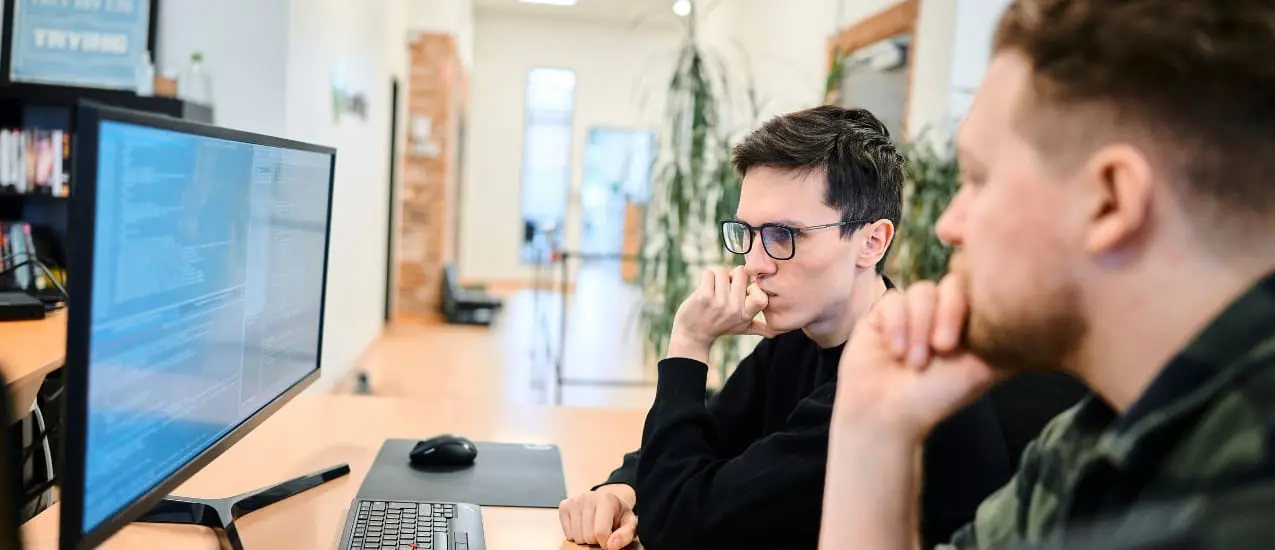 Centic to softwareudviklere løser et problem sammen