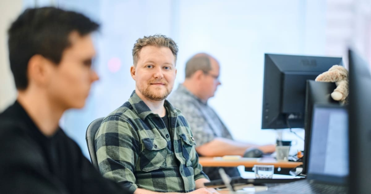 IT-konsulent ved computer hos Centic